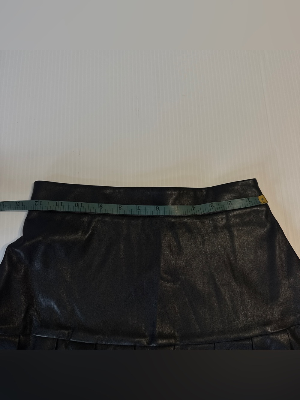 Bar III Black Faux Leather Pleated Mini Skirt XS Y2K Preppy Tennis Goth Grunge - Picture 7 of 7